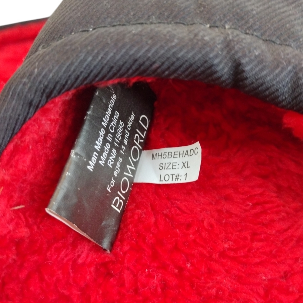 AC/DC Slippers - Picture 3 of 4